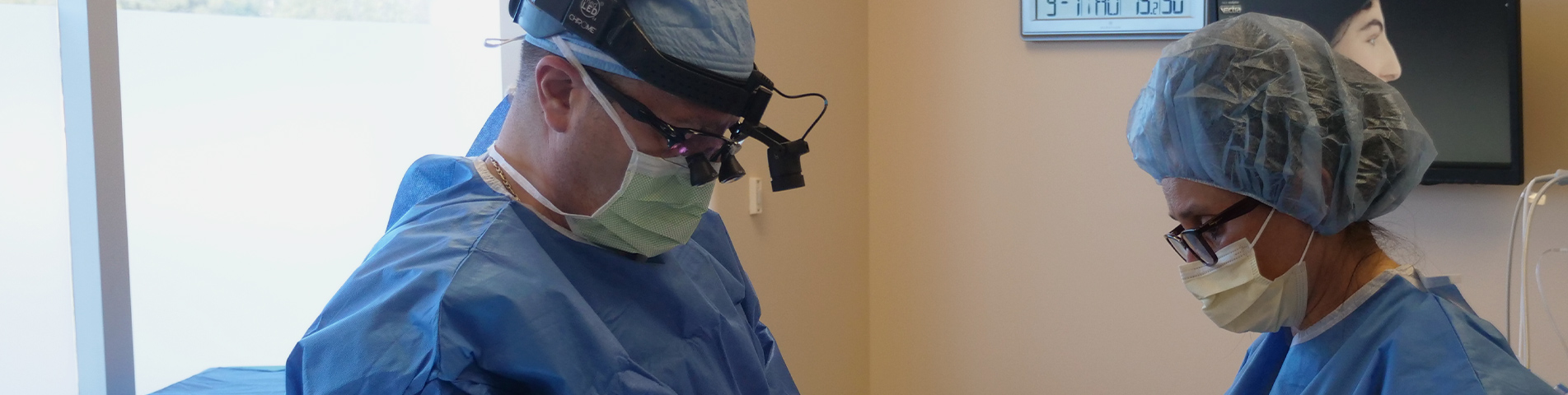 Dr. Martin Stepanyan in surgery